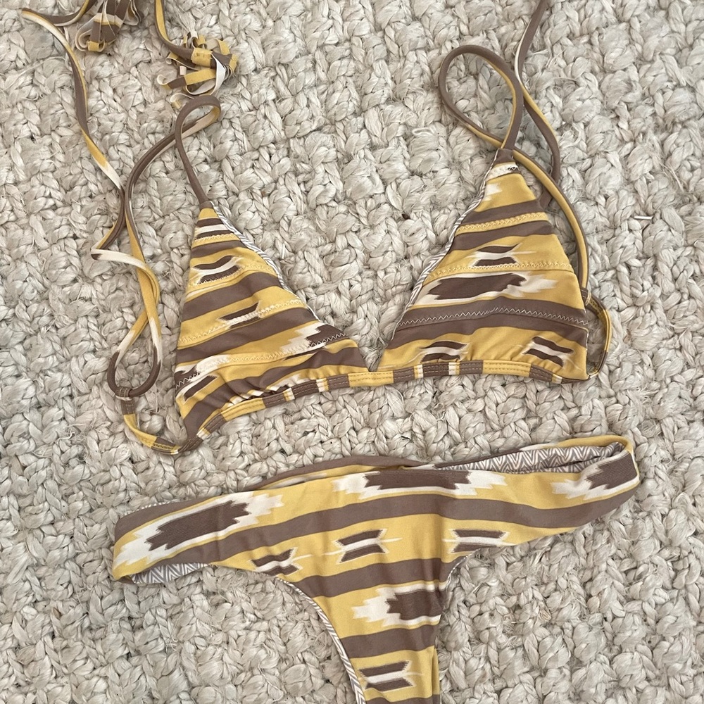 Acacia bikini set - yellow Aztec print